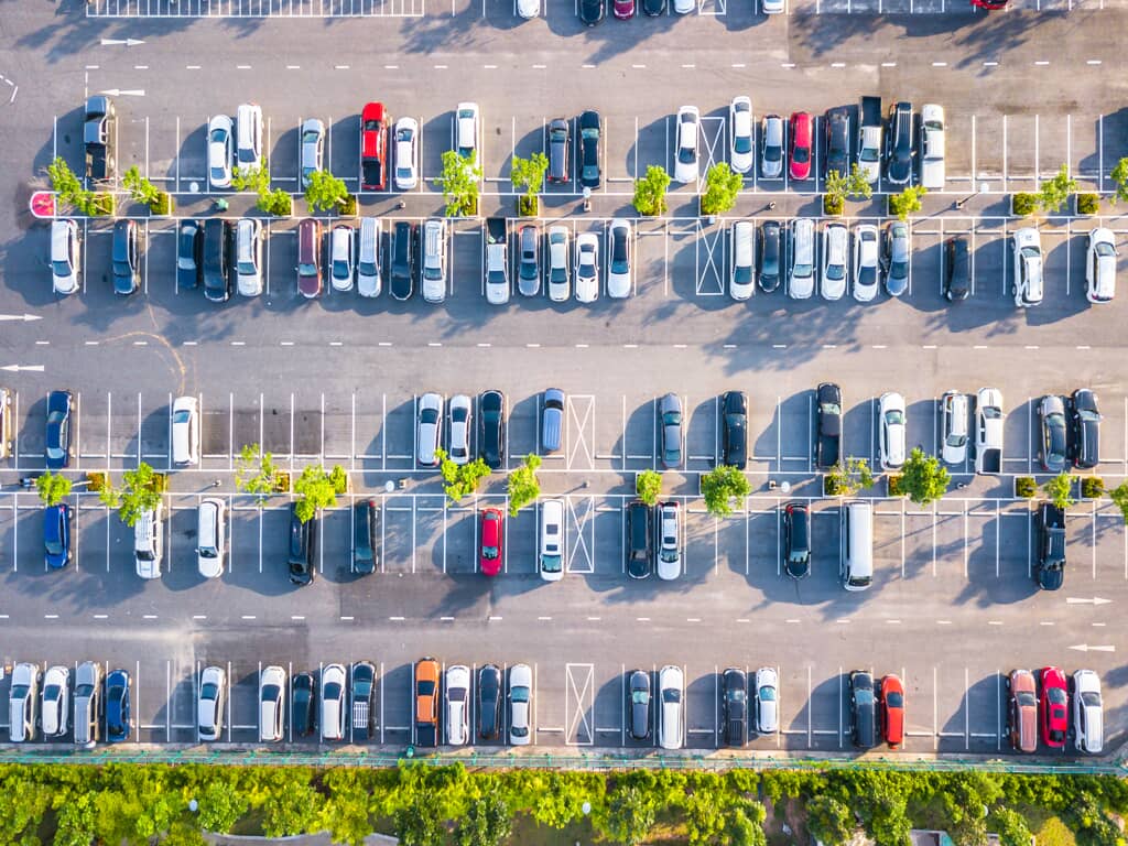 a bird's eye view of a parking lot